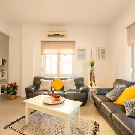 Olive By The Sea-walk Distance Beach & Pools